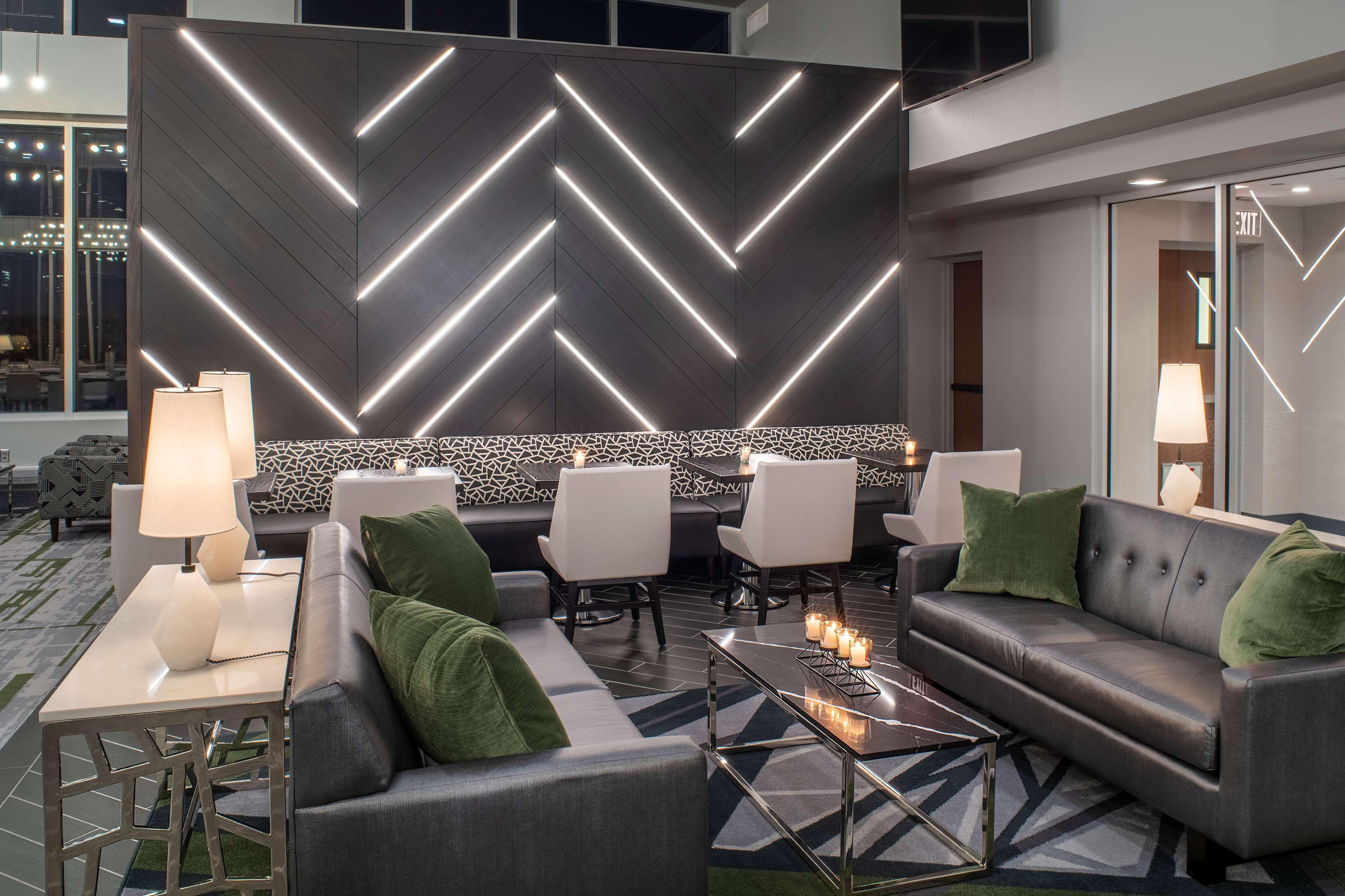 Отель Hyatt House East Moline/Quad Cities Экстерьер фото